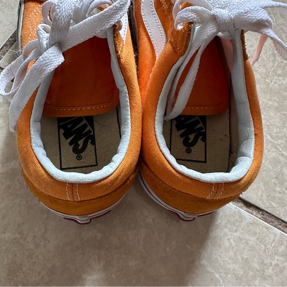 Like New Vans Old Skool Orange - Picture 5 of 8
